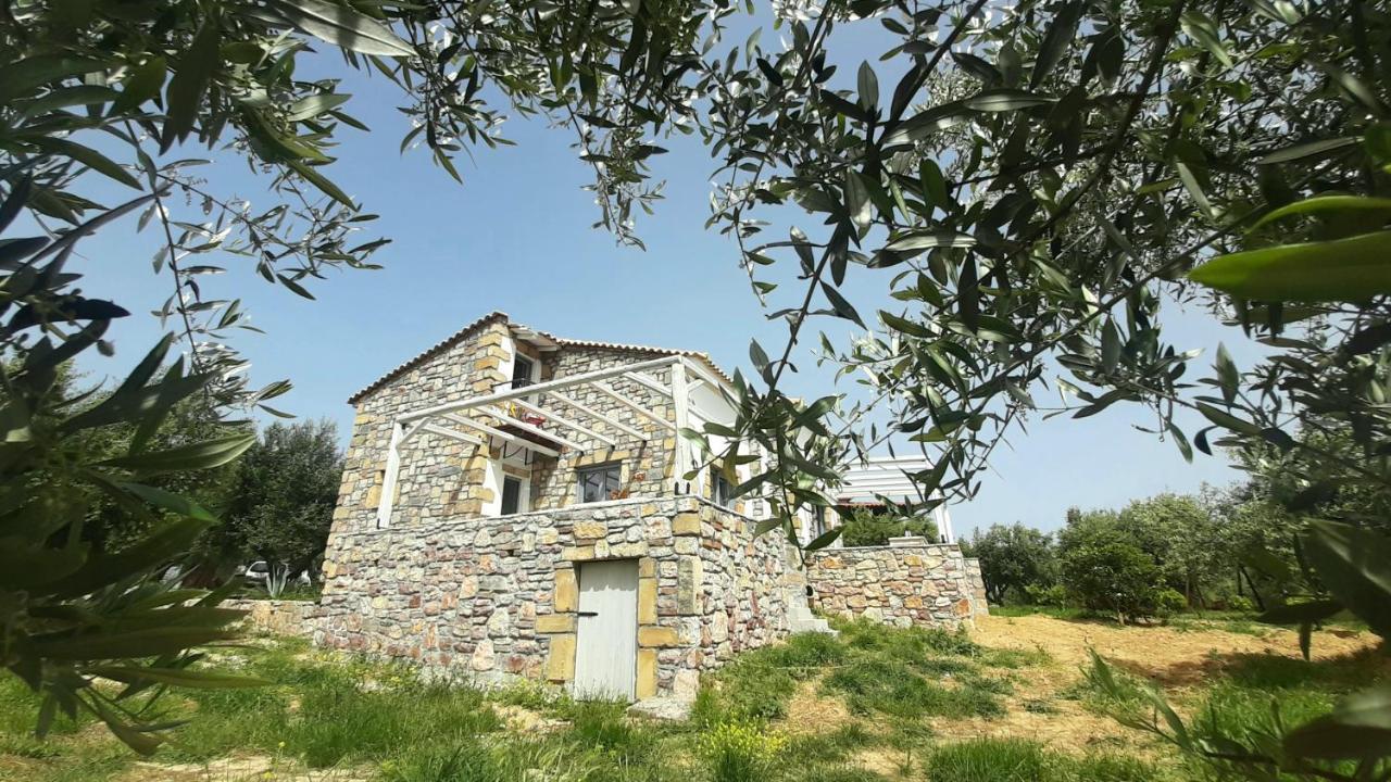 Koroni Stone House, Newly Built Studios By The Sea Екстер'єр фото
