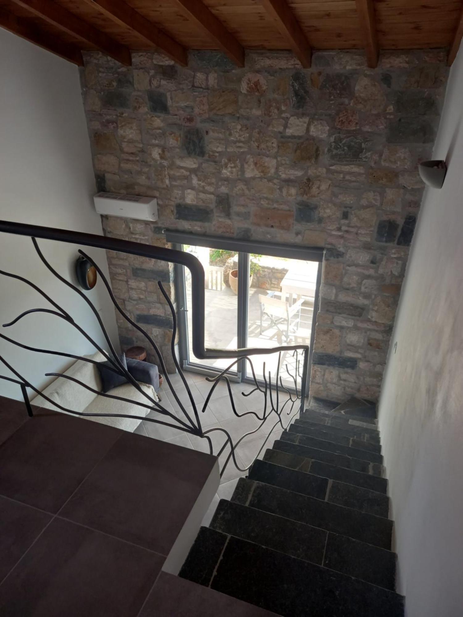 Koroni Stone House, Newly Built Studios By The Sea Номер фото